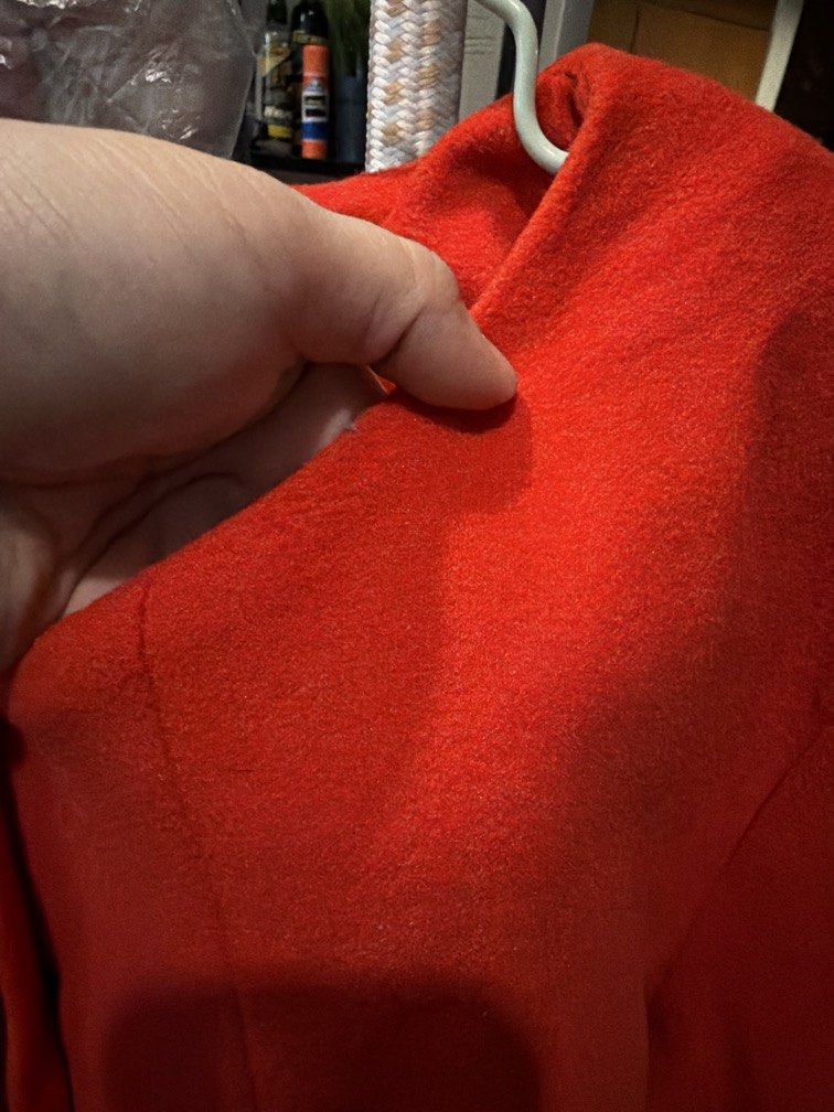 Winter Coat Plus size (Category: Coats, Jackets and Outerwear) located in Pasig City. Submitted by shellbyf (Listing ID 1468788709, Image 3). Description: Shoulder 17 Width 23 Length 32.