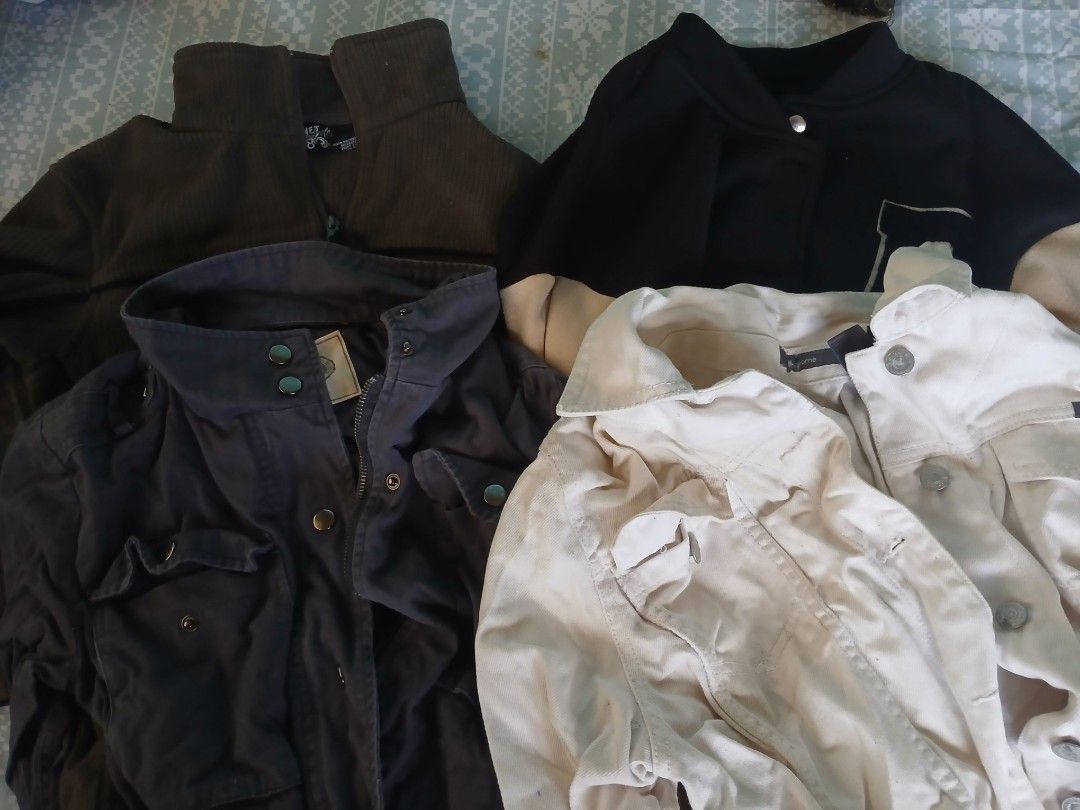 Women's Jackets (Category: Coats, Jackets and Outerwear) located in Baguio. Submitted by nnthnnth (Listing ID 1468763043, Image 1). Description: 200 each.