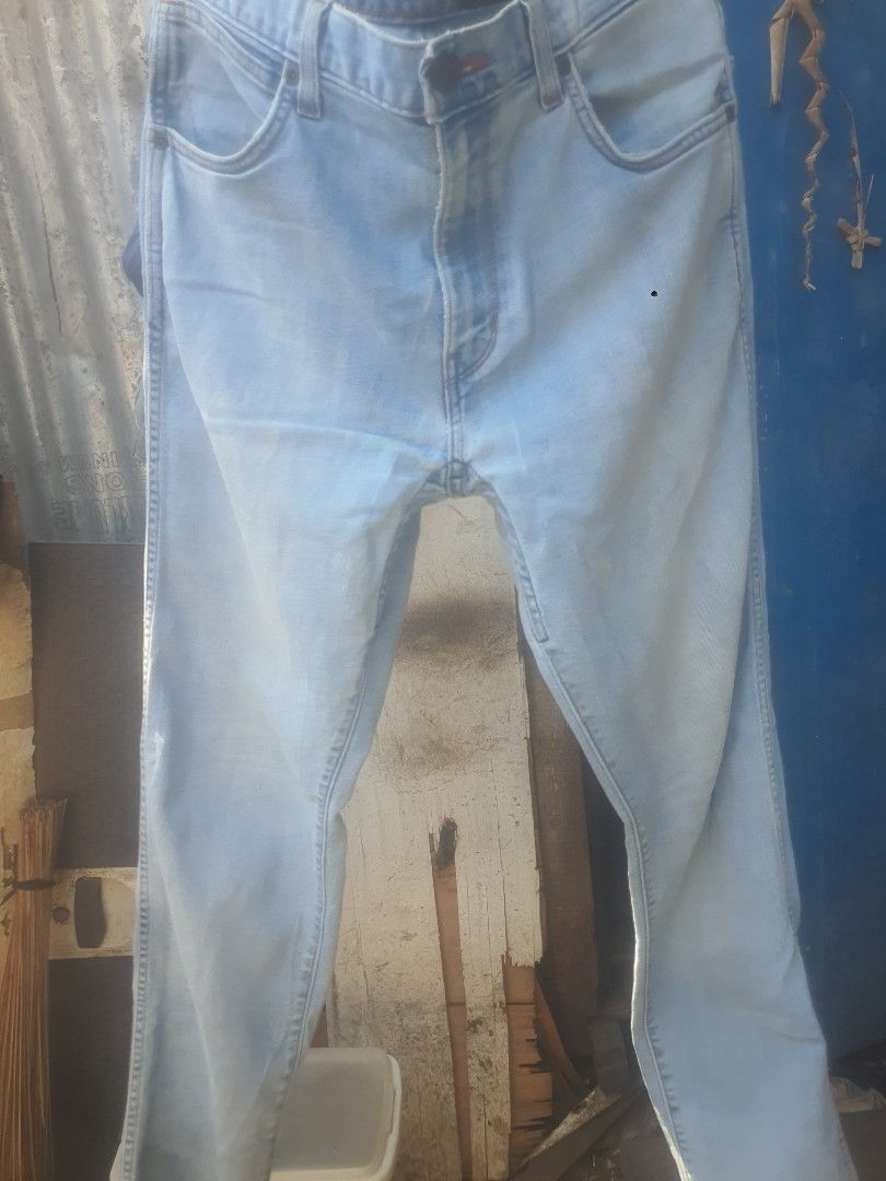 Wrangler Jeans (Category: Jeans) located in Butuan. Submitted by alovier1992 (Listing ID 1468745413, Image 1). Description: .