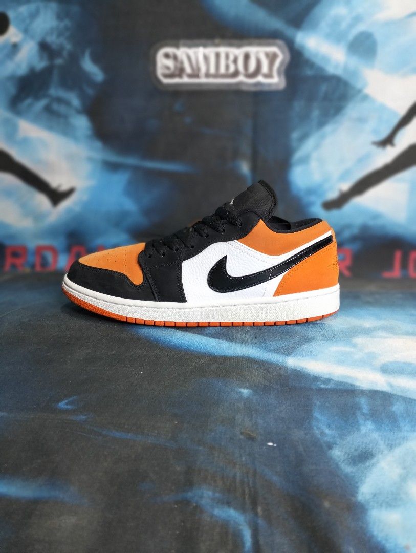 Wts (Category: Sneakers) located in Polomolok. Submitted by thriftnisam (Listing ID 1468813962, Image 3). Description: ⛔ Jórdan 1 Low Shattered Backboard ⛔ Size 9 Us 27 Cm Excellent Condition Legit Authentic Pair ✅ 2300+Sf 📌 Pm 📥.
