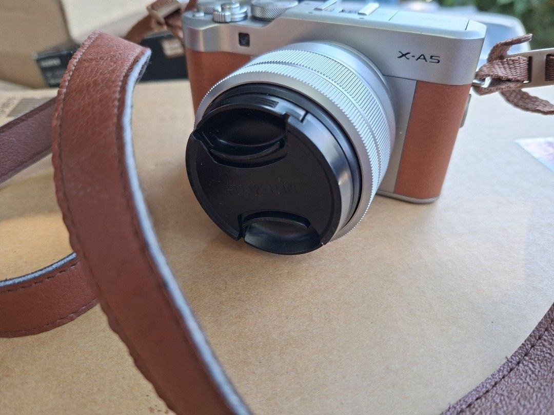 X-A5 fujifilm mirrorless camera (Category: Other Gadgets) located in Puerto Princesa. Submitted by rye.1986 (Listing ID 1468856633, Image 1). Description: FUJIFILM X-A5 MIRRORLESS CAMERA SLIGHTLY USED VERY GOOD CONDITION 9.5/10 COLOR/COVER 9.0/10 DM ME FOR MORE.