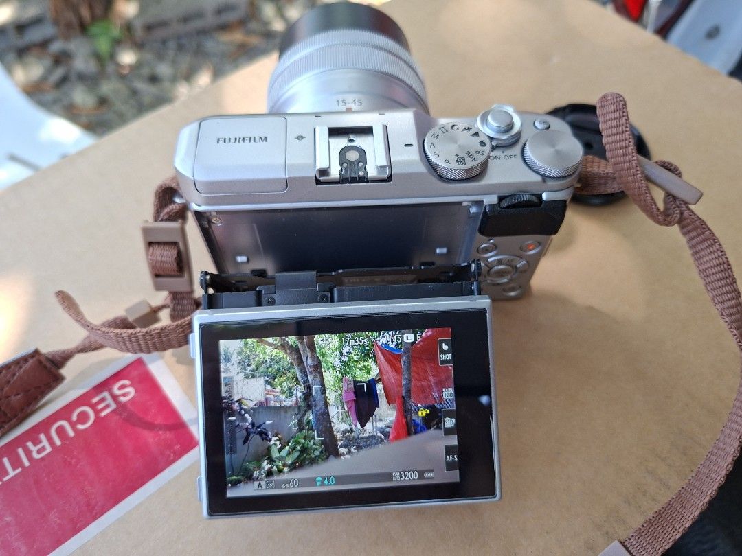 X-A5 fujifilm mirrorless camera (Category: Other Gadgets) located in Puerto Princesa. Submitted by rye.1986 (Listing ID 1468856633, Image 2). Description: FUJIFILM X-A5 MIRRORLESS CAMERA SLIGHTLY USED VERY GOOD CONDITION 9.5/10 COLOR/COVER 9.0/10 DM ME FOR MORE.
