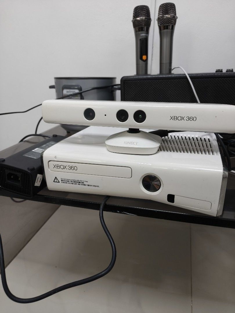 XBox 360 (Category: Xbox) located in Paranaque City. Submitted by judy.arquillos (Listing ID 1468767851, Image 1). Description: XBOX 360 ISSUE NAWAWALA YUNG SAKSAKAN 5K J&T LALAMOVE.