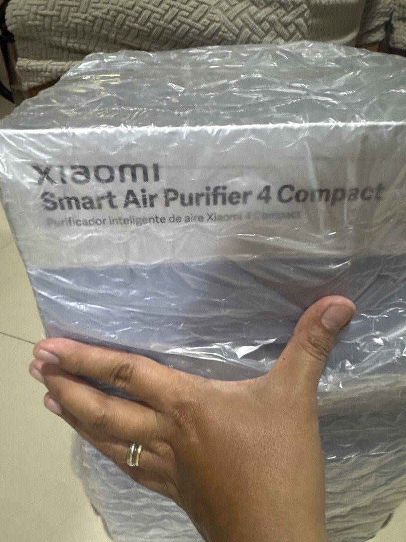 Xiaomi Smart Air Purifier 4 Compact (Category: Air Purifiers & Dehumidifiers) located in Taytay. Submitted by adnwayne (Listing ID 1468748343, Image 2). Description: - Condition: Brand new, unopened, still in original bubble wrap - Coverage: Ideal for rooms up to 27 sqm - Filtration: 3-in-1 high-efficiency filter removes 99.97% of tiny particles - Quiet Operation: Sleep mode runs at an ultra-quiet 20 dB - Smart Features: Connects to Xiaomi Home a