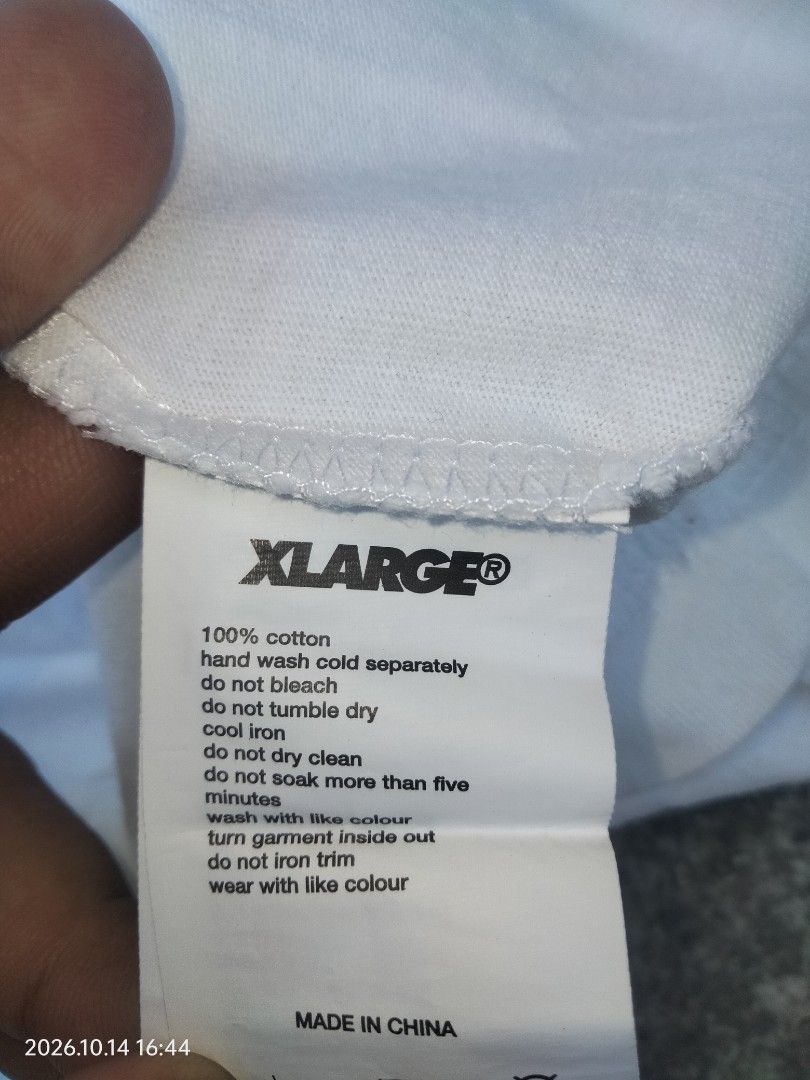 Xlarge Shirt Minimal Design (Category: Tshirts & Polo Shirts ) located in Caloocan City. Submitted by haruconcep52476 (Listing ID 1468905965, Image 3). Description: Need wash only.
