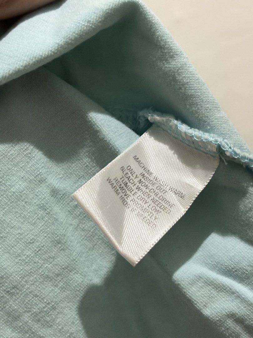 Y2K Apostrophe Teal Cami Top (Category: Sleeveless) located in Pilar. Submitted by vixenlaced (Listing ID 1468888580, Image 3). Description: s-m.