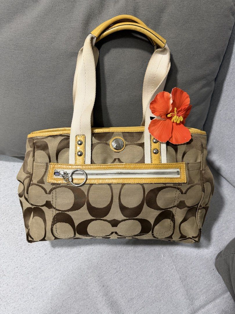 Y2k bag (Category: Shoulder Bags) located in San Jose. Submitted by milralene (Listing ID 1468867399, Image 1). Description: Coach bag +sf.
