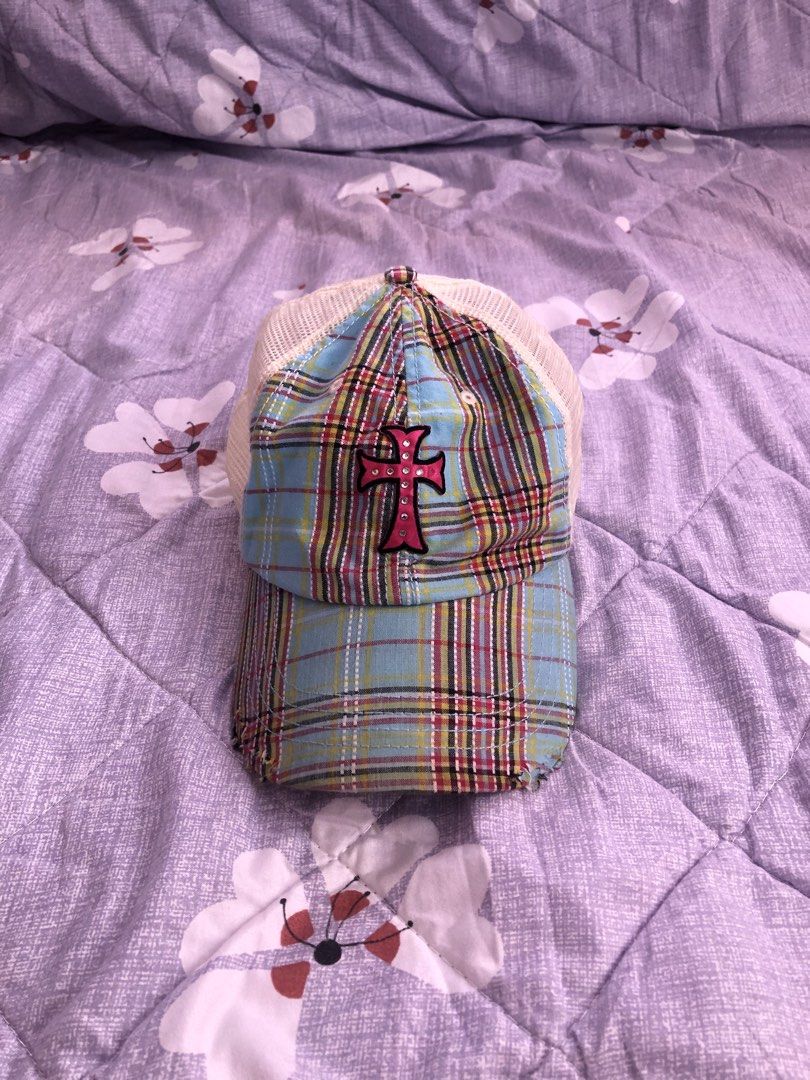 Y2k Cross Cap (Category: Hats & Beanies) located in Calabanga. Submitted by mojiafinds (Listing ID 1468804313, Image 1). Description: Y2k checkered cap Dm for inquiries .