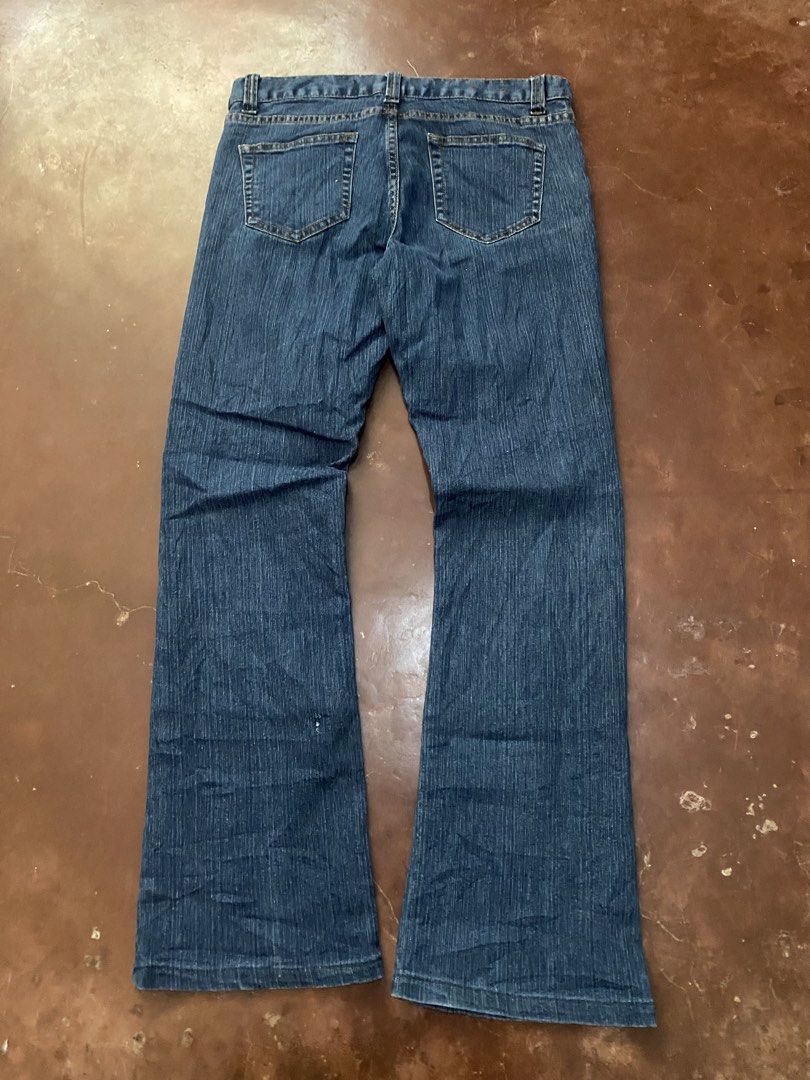 Y2k JeanHolic Mid~Rise Bootcut (Category: Jeans) located in Malita. Submitted by ronnyboi (Listing ID 1468717787, Image 3). Description: W:31 L:36 T:10 H:8 Mine:400.