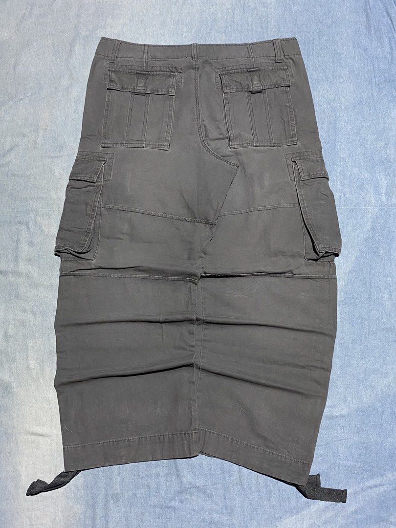 Y2K NO BOUNDARIES CARGO | WIDE (Category: Jeans) located in General Santos City (Dadiangas). Submitted by project.fromera (Listing ID 1468879591, Image 2). Description: NoBo cargo W: 38 L: 42 T: 16 H: 11.5 .