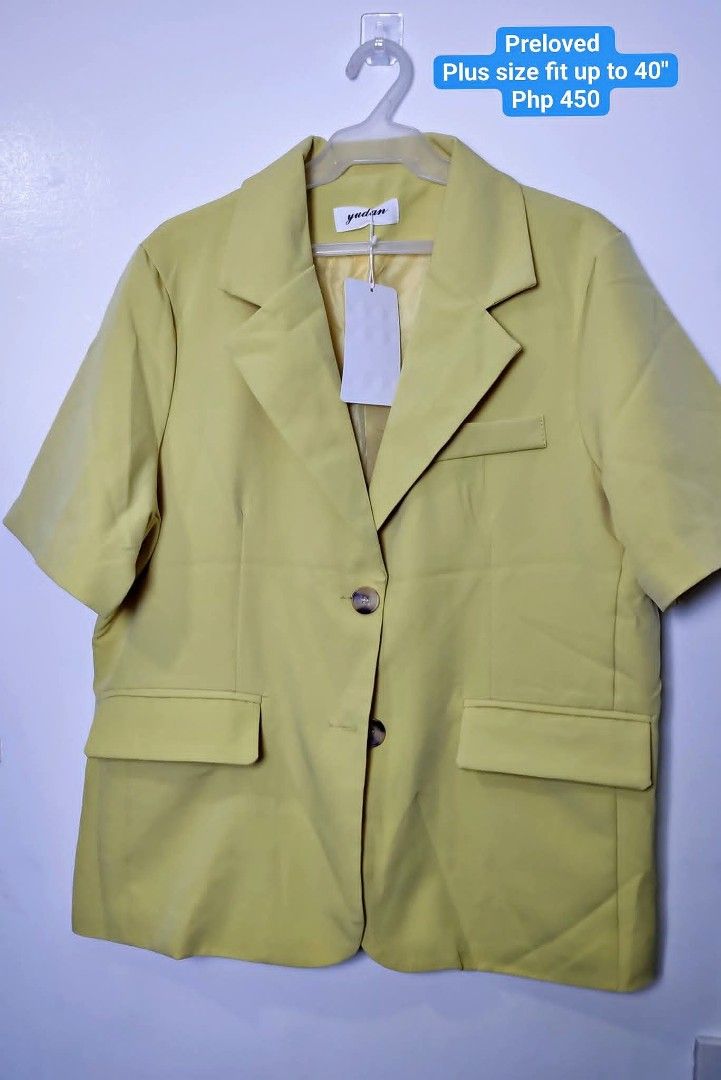 Yudan Plus Size Short Sleeve Blazer (Category: Coats, Jackets and Outerwear) located in Manila. Submitted by chubbychic553 (Listing ID 1468866409, Image 1). Description: - Brand/Style: Yudan short sleeve blazer - Size: Fits up to 40 inches - Design: Classic lapel collar with front button closure - Pockets: Includes functional front pockets and a chic chest pocket detailing - Fit: Structured fit - Versatility: Ideal for casual or smart casual outf