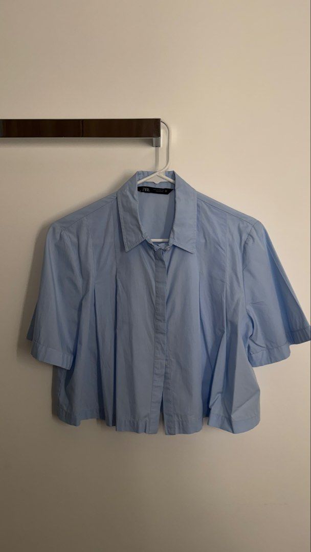 Zara Blue Button Down (Category: Blouses) located in Makati City. Submitted by goldcn (Listing ID 1468801462, Image 1). Description: .