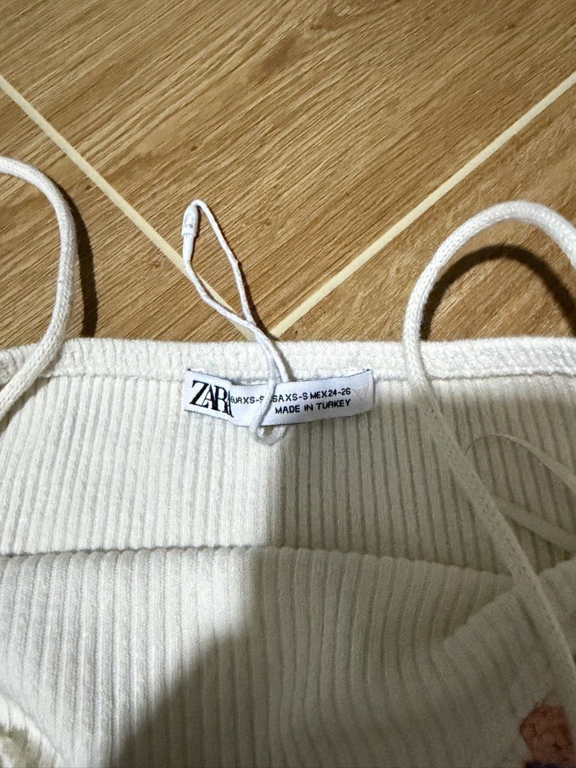 Zara crocheted (Category: Sleeveless) located in Naga. Submitted by jamilaph (Listing ID 1468802580, Image 3). Description: .