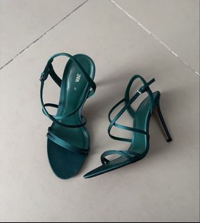 (Category: ) located in . Submitted by preloved0820 (Listing ID 1468756215, Image 1). Description: .