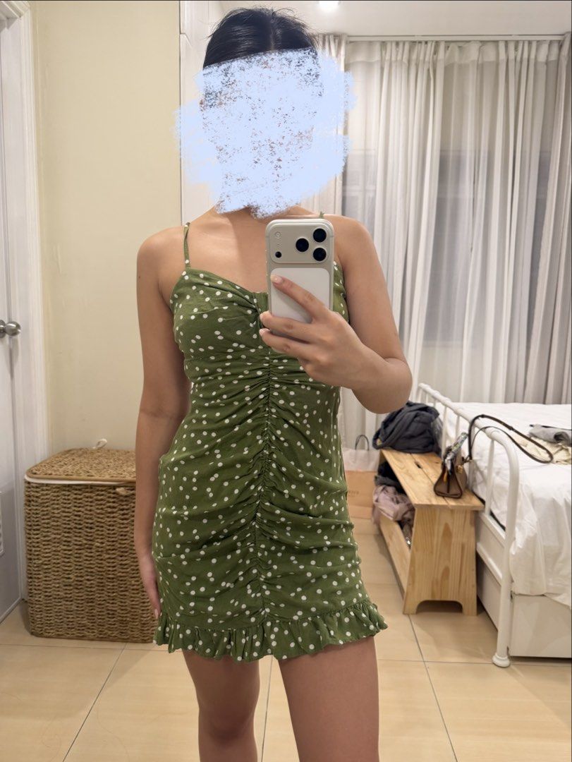 Zara linen mini dress (Category: Dresses) located in Las Pinas. Submitted by pascual.drea (Listing ID 1468846688, Image 2). Description: Zara linen polka dot dress ‼️See photos for flaw (zipper)‼️.