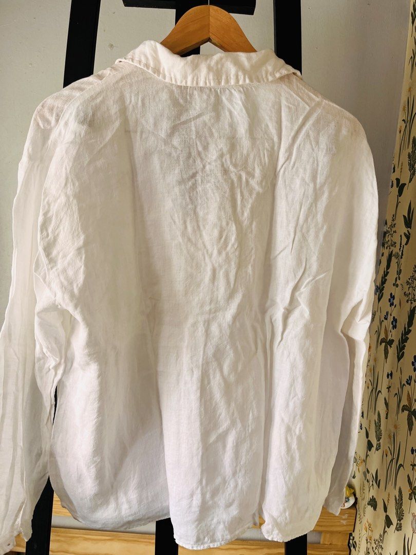 ZARA LINEN SHIRT (Category: Shirts) located in Pasig City. Submitted by fruitselling (Listing ID 1468757913, Image 2). Description: ☁️ 100 linen dirty white shirt ☁️ W 23 inches L 25 inches .