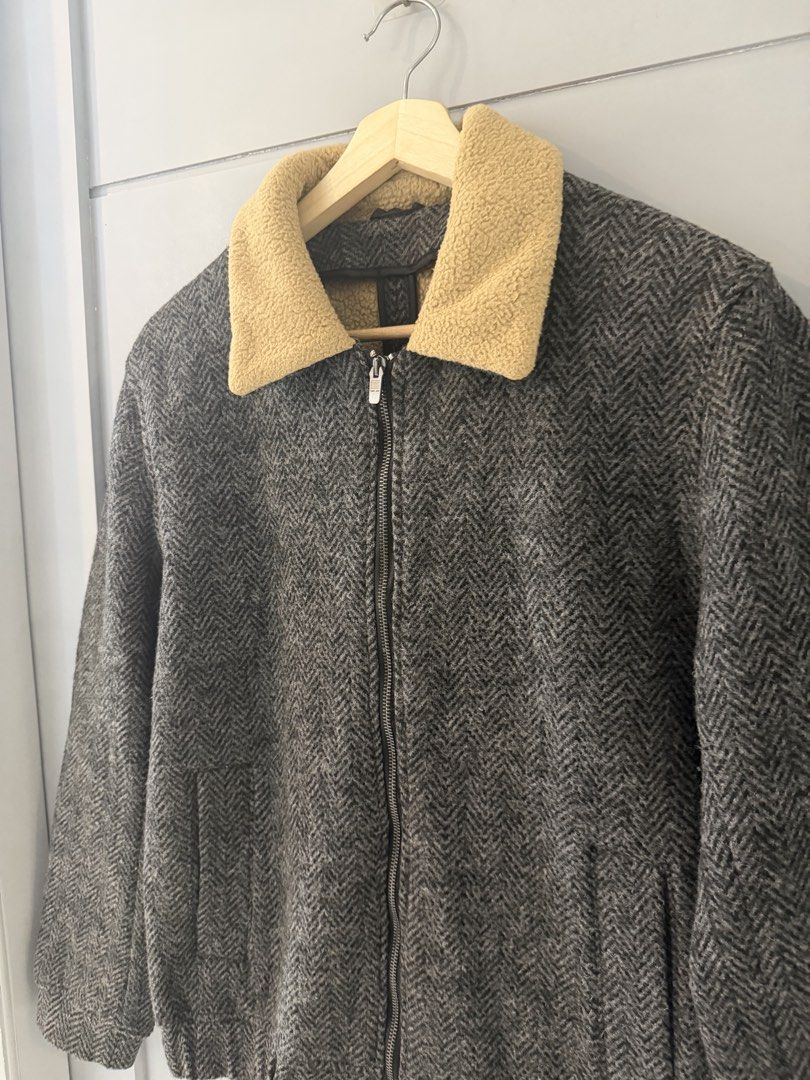 ZARA MAN GRAY WOOL FLEECE LINED COLLARED ZIP UP JACKET (L) (Category: Coats, Jackets and Outerwear) located in Lipa City. Submitted by upcycle_alley (Listing ID 1468797337, Image 2). Description: .