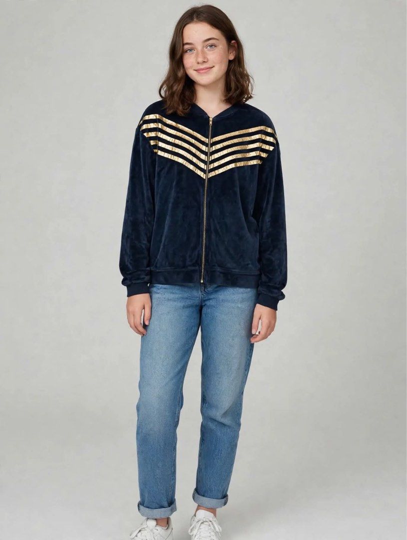 ZARA Navy Velour Bomber Jacket Gold Stripes (Category: Coats, Jackets and Outerwear) located in La Trinidad. Submitted by whatnotcollections (Listing ID 1468866186, Image 2). Description: - Color: Dark navy blue - Material: Soft plush velour - Design: Gold metallic chevron stripes on the chest with pleated upper back detail - Hardware: Full front zipper with gold pull tab - With 2 pockets. - Fit/Finish: Ribbed collar, cuffs, and hem - Style: Grea