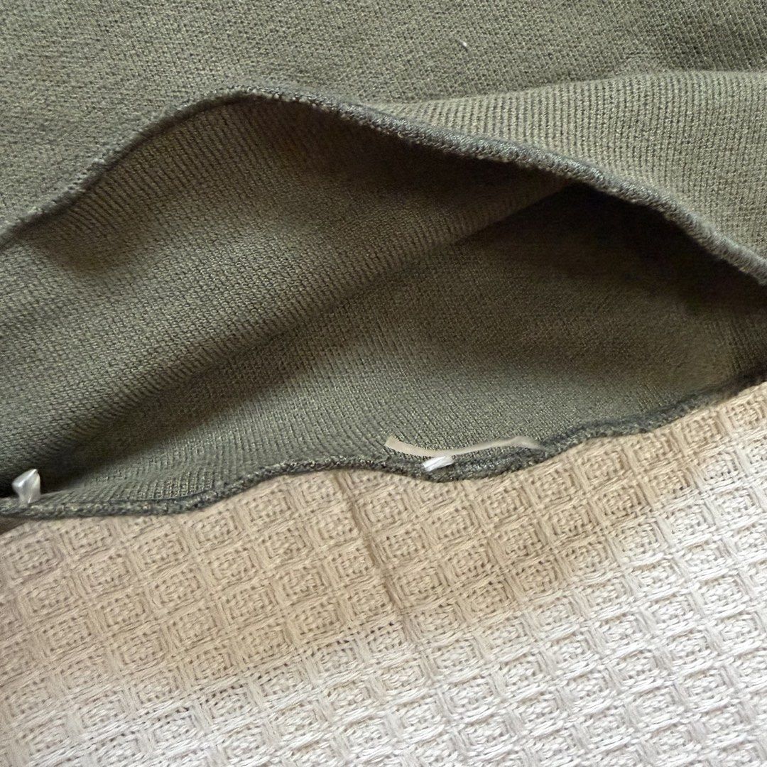 zara olive green top (Category: Sleeveless) located in Cabanatuan. Submitted by brokegirlwholovesclothes (Listing ID 1468738521, Image 3). Description: - size S on tag, best fits XS-S - see last 2 photos for issues mine 200.