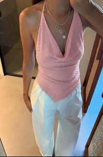 (Category: ) located in . Submitted by wardrobebyazen (Listing ID 1468749465, Image 1). Description: .