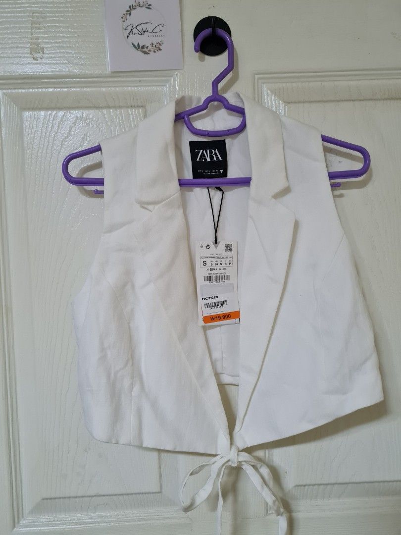 ZARA Top (Category: Others Tops) located in Baguio. Submitted by k_style_co_preloved (Listing ID 1468769577, Image 3). Description: .