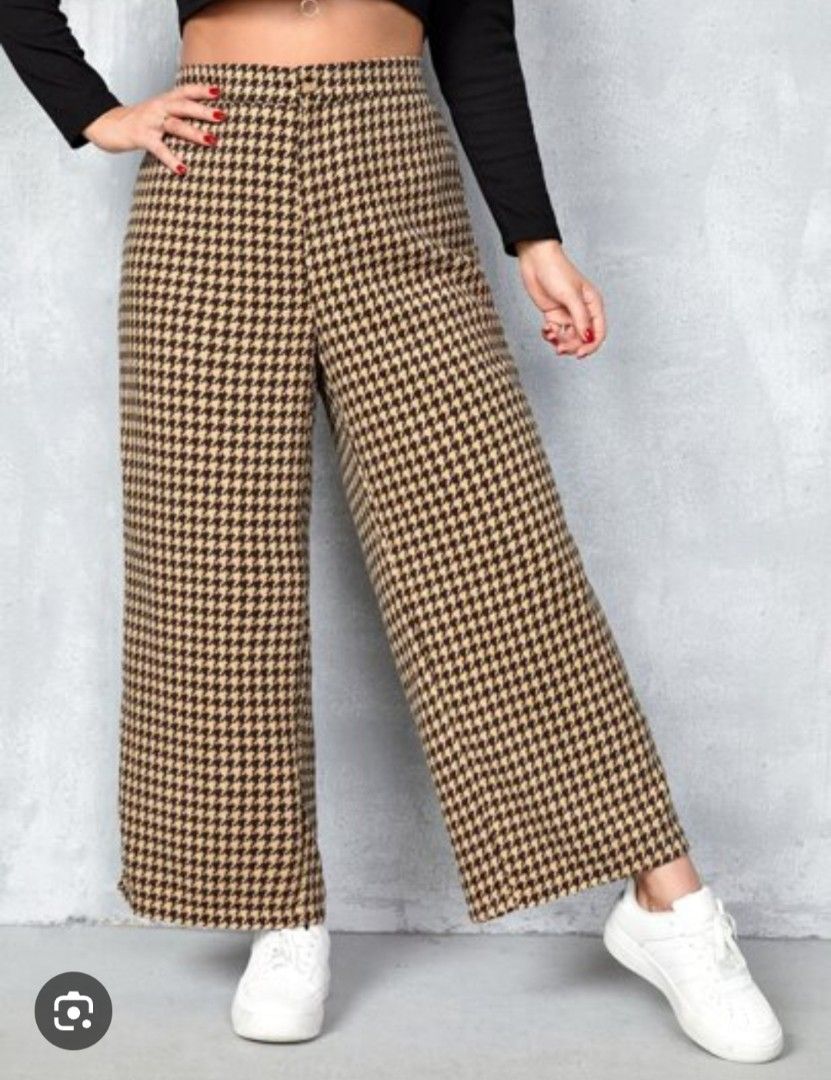 Zara Tweed Culottes Pants (Category: Other Bottoms) located in Baguio. Submitted by k_style_co_preloved (Listing ID 1468746687, Image 1). Description: ON SALE! SALE! SALE! 🎉 ✨ SALE GUIDELINES ✨ 📌 Fixed Price Only – All sale items are offered at their final prices. No haggling or further negotiations, please. ❤️ 📏 Flat-Lay Measurements: xs-s 25-26 waistline 🔎 Flaws/Remarks: Brandnew Please check the item details carefully before placing your o