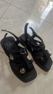 (Kategori: ) berada di . Dikirim oleh topan.krnwn (ID iklan 1468890466, Gambar 1). Deskripsi: .