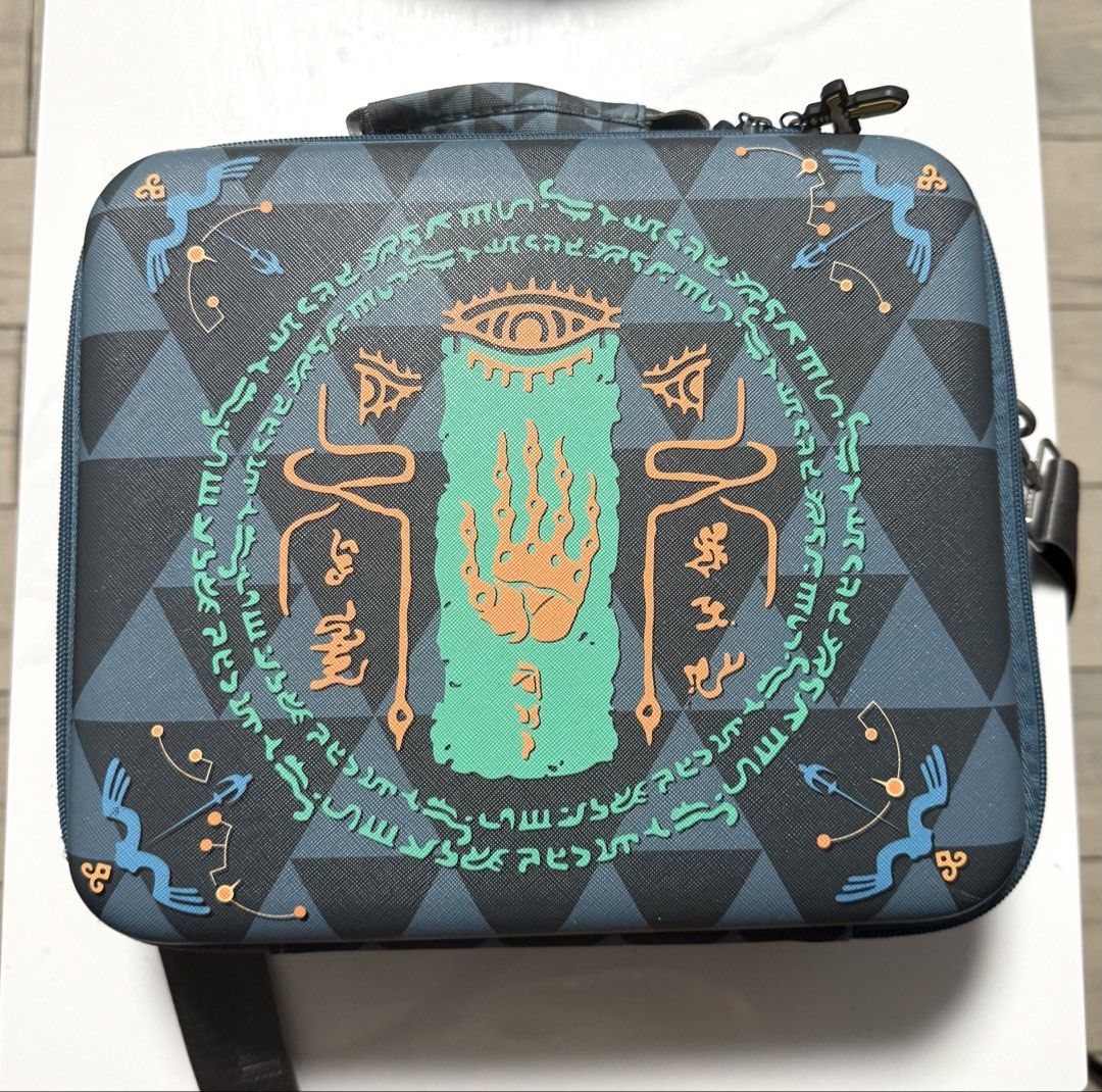 Zelda Travel Bag (Category: Nintendo) located in Mandaluyong City. Submitted by akebns05 (Listing ID 1468868035, Image 1). Description: Zelda Tears of the Kingdom - Travel bag for Nintendo Switch 📍Mandaluyong.