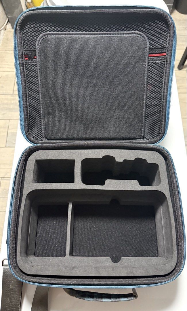 Zelda Travel Bag (Category: Nintendo) located in Mandaluyong City. Submitted by akebns05 (Listing ID 1468868035, Image 2). Description: Zelda Tears of the Kingdom - Travel bag for Nintendo Switch 📍Mandaluyong.