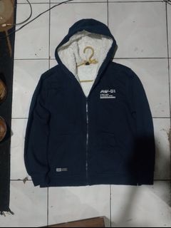 (Kategori: ) berada di . Dikirim oleh thriftinka (ID iklan 1468838382, Gambar 1). Deskripsi: .