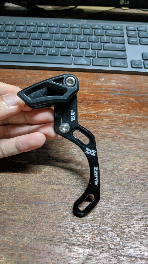 ZTTO ISCG05 Mountain Bike Chain Guide (Category: Bicycles) located in Manila. Submitted by rvnebon_ (Listing ID 1468897551, Image 2). Description: 📍 Limay, Bataan • Brand New (Technically) • Fitted once and incompatible with my Spider and Chainring (30T w/ powermeter) • CNC-7075 aluminum • Comes with spacers and mouting bolt • RFS: Decluttering.