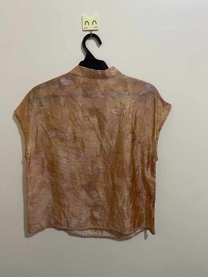 100% Mulberry Silk Cheongsam Blouse (Category: Blouses) located in San Jacinto. Submitted by lovedbylou.ph (Listing ID 1469088279, Image 3). Description: •best fits medium.