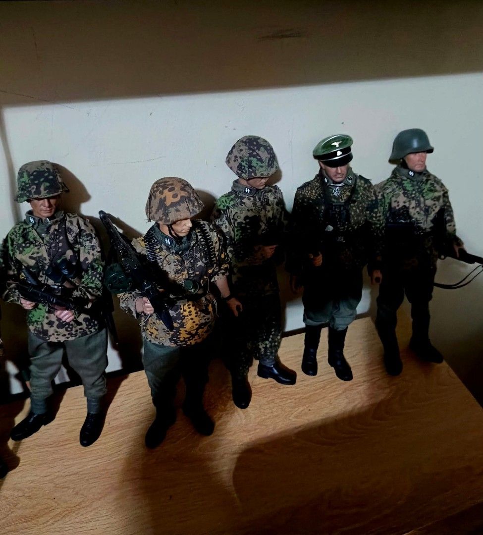1/6 SCALE WW2 WAFFEN SS FIGURE (Category: Figurines & Statues) located in Bulacan. Submitted by echojechooo (Listing ID 1468930444, Image 1). Description: 1/6 Scale WW2 Waffen SS Articulated.