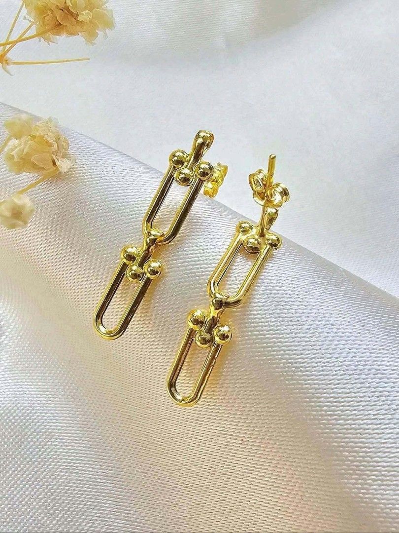 18K Saudi Gold 2 Later Hardware Earrings (Category: Earrings) located in Caloocan City. Submitted by cheskhaionlinestore2.0 (Listing ID 1468944954, Image 2). Description: 18K Pure Saudi Gold 2 Layer Earrings ₱3600 only 📌 🍒 Pawnable/ Nasasangla💯 🍒 Brandnew 💯 🍒 Ship via JNT/ LBC 🍒 Lalamove for same day delivery 🍒 We accept COD COP with downpayment to avoid cancellation of orders ⚡ How to Order? Please feel free to message us directly 🙏🏻 C