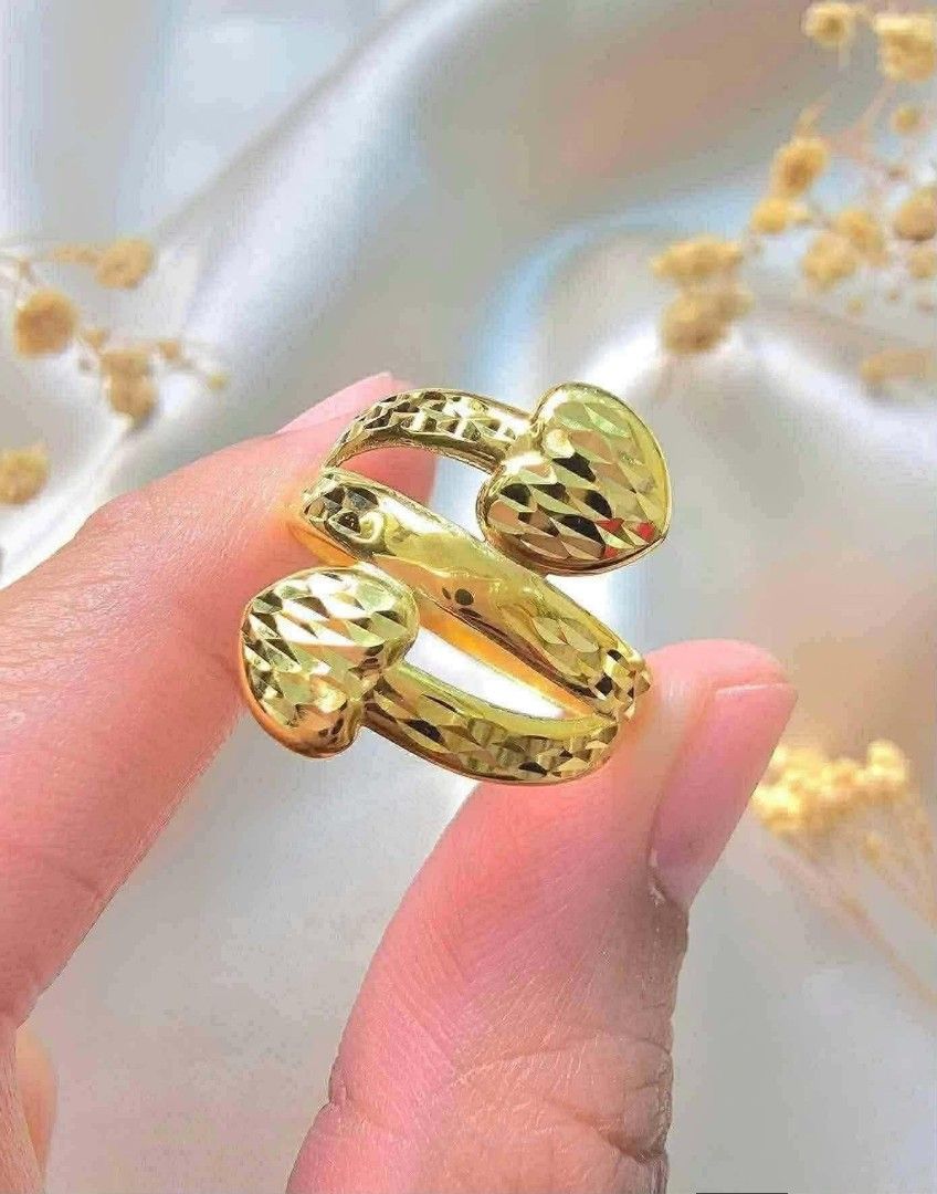 18K Saudi Gold Double Diacut Ring (Category: Rings) located in Caloocan City. Submitted by cheskhaionlinestore2.0 (Listing ID 1468947095, Image 2). Description: 18K Pure Saudi Gold Double Diacut Ring Size 6,7,8 ₱6150 only 📌 🍒 Pawnable/ Nasasangla💯 🍒 Brandnew 💯 🍒 Ship via JNT/ LBC 🍒 Lalamove for same day delivery 🍒 We accept COD COP with downpayment to avoid cancellation of orders ⚡ How to Order? Please feel free to message us directly 🙏�