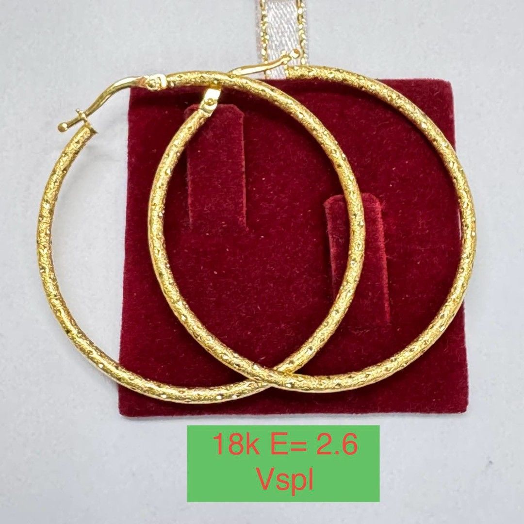 18K SAUDI GOLD PAWNABLE (Category: Earrings) located in Marikina City. Submitted by jhem.andcojewelry (Listing ID 1469157286, Image 1). Description: .