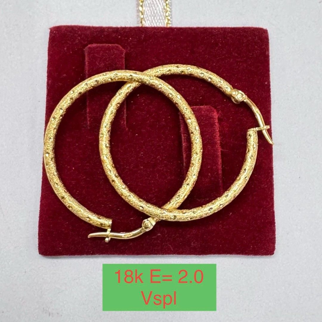 18K SAUDI GOLD PAWNABLE (Category: Earrings) located in Marikina City. Submitted by jhem.andcojewelry (Listing ID 1469157310, Image 1). Description: .