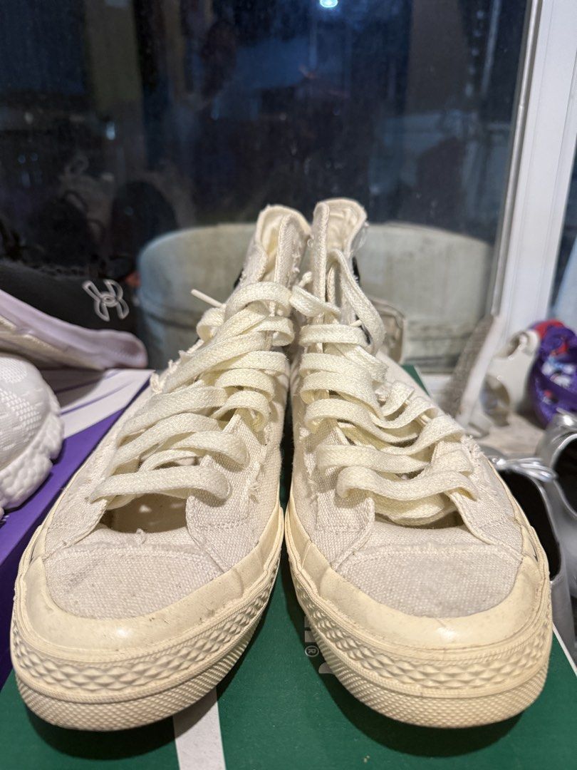 1985 NIKE x CONVERSE (Category: Casual Shoes) located in Valenzuela. Submitted by ksprelovedstuffs (Listing ID 1468979632, Image 1). Description: .