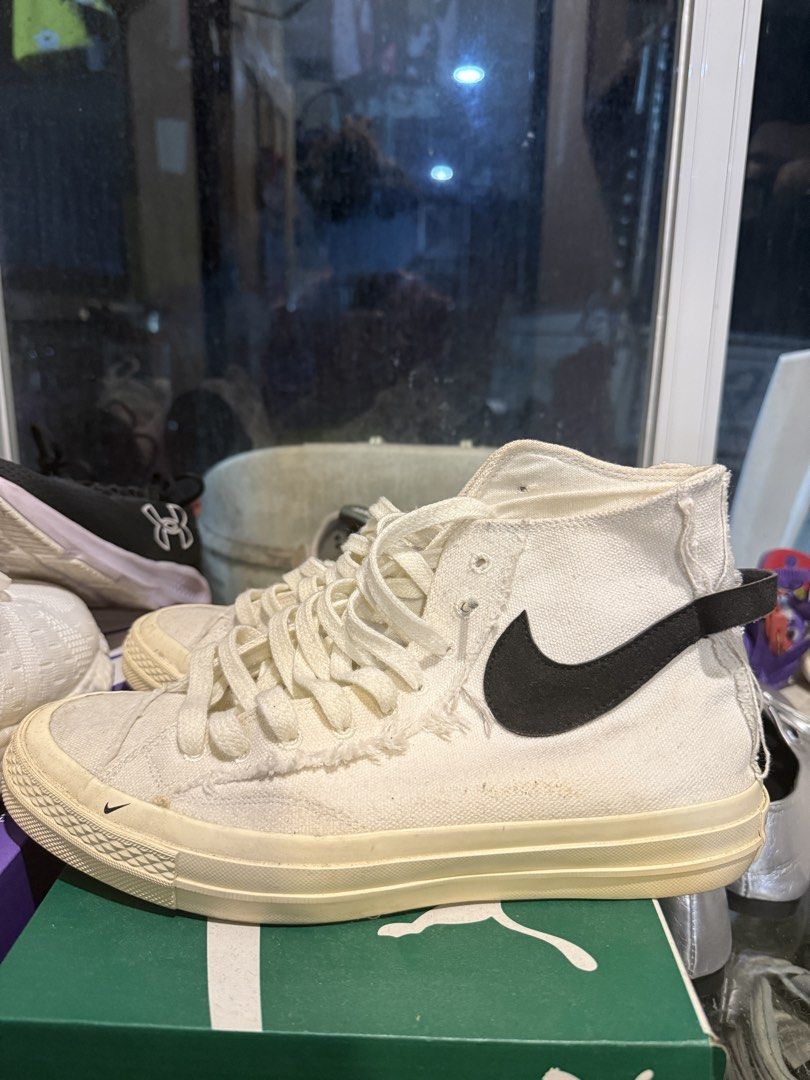 1985 NIKE x CONVERSE (Category: Casual Shoes) located in Valenzuela. Submitted by ksprelovedstuffs (Listing ID 1468979632, Image 2). Description: .