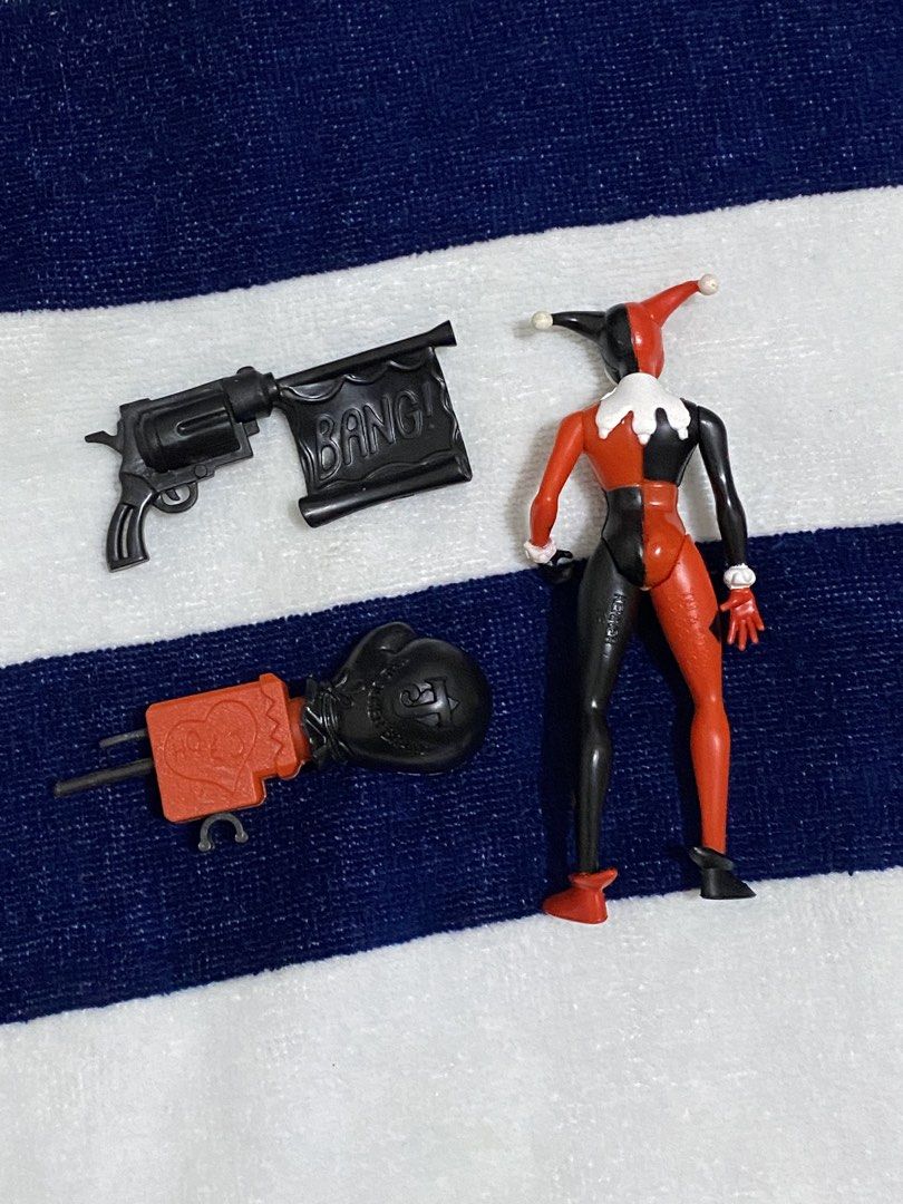 1997 Harley Quinn Action Figure (Category: Action & Battle Toys) located in Urdaneta. Submitted by prelovedandfound (Listing ID 1469109347, Image 2). Description: This is the 1997 Harley Quinn Action Figure from The Adventures of Batman & Robin (Series 2) toy line, manufactured by Kenner. Complete In good condition Location: Urdaneta Pangasinan.