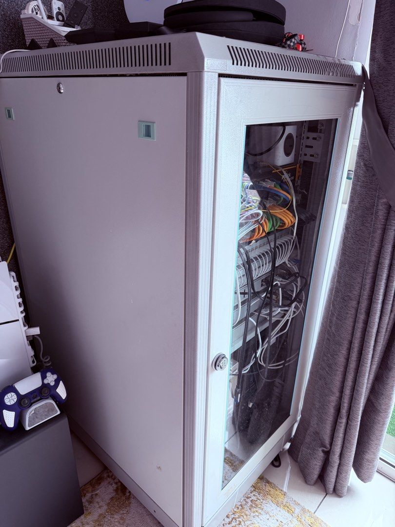 24U Solid High Quality Server Rack (Category: Shelves, Cabinets & Racks) located in Johor Bahru. Submitted by azharharon (Listing ID 1468979245, Image 3). Description: Enterprise Grade Server Rack can handle up to 500kg Purchase price almost rm4k (in SG) high quality usually not selling online, only made for Enterprises used to run 3 blade servers, with heat and noise isolation installed, barely hear all devices there, even no issues running at m