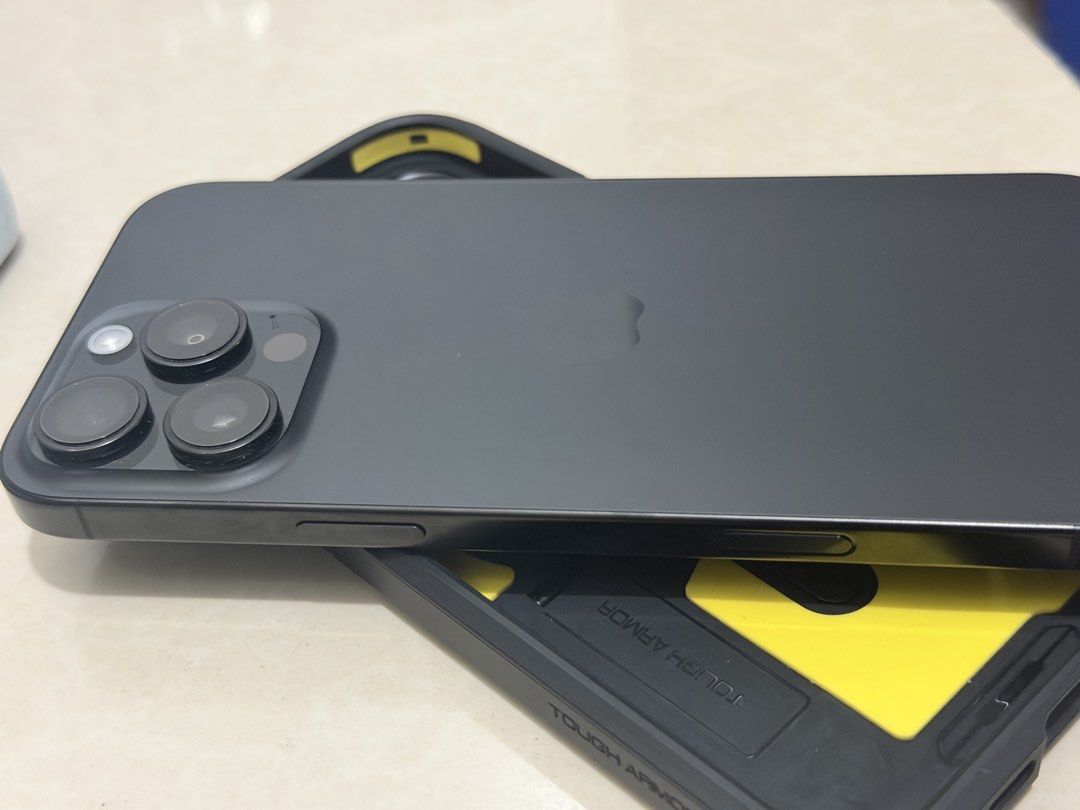 256gb IPhone 16 Pro Max (Category: iPhone 16 Series) located in Quezon City. Submitted by xperialumia (Listing ID 1468986878, Image 1). Description: Apple iPhone 16 Pro Max Titanium Black 256gb 100% battery health Unli Reset Unli update No history of repair No Scratches No dents NOT bypass .