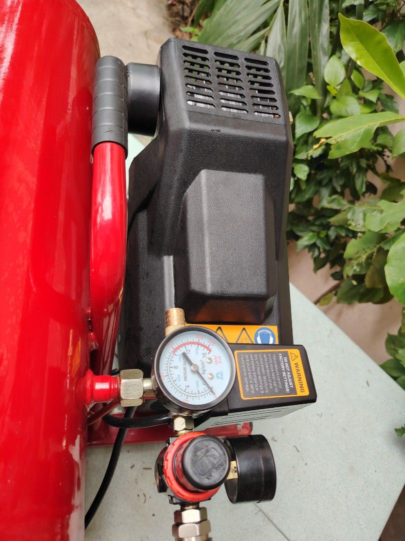 2.5hp twin tank compact air compressor (Category: Construction Tools & Equipment) located in Malolos. Submitted by axe23 (Listing ID 1469114417, Image 2). Description: fullboar twin tank compact air compressor 220v 185 watts Features 145 L/min Free Air Delivery Nitto Style Coupling Powerful 2.5HP motor This compact and portable 2.5HP Twin Tank Air Compressor delivers up to 145L/m and is designed for use with a wide range of air tools such as Nail