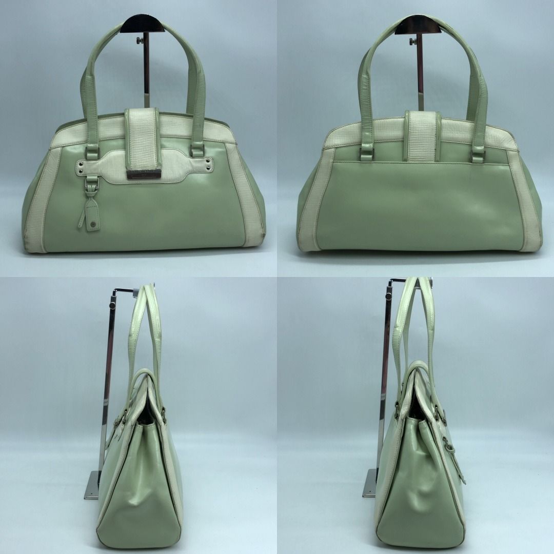 267009983 BRAUN BUFFEL BAG LEATHER HAND BAG (Category: Luxury Bags & Wallets) located in Taguig. Submitted by ecoring.ph (Listing ID 1468956503, Image 2). Description: ◆CONDITION: B- ◆DESCRIPTIONS: (Other defects/info:) OUTER: The body of the bag is scratched, scuffed, stained, dirty, wrinkled, and deformed, has press marks, and shows signs of use. The bottom and bottom corners of the bag are scratched, scuffed, stained, dirty, wrinkled, and defo