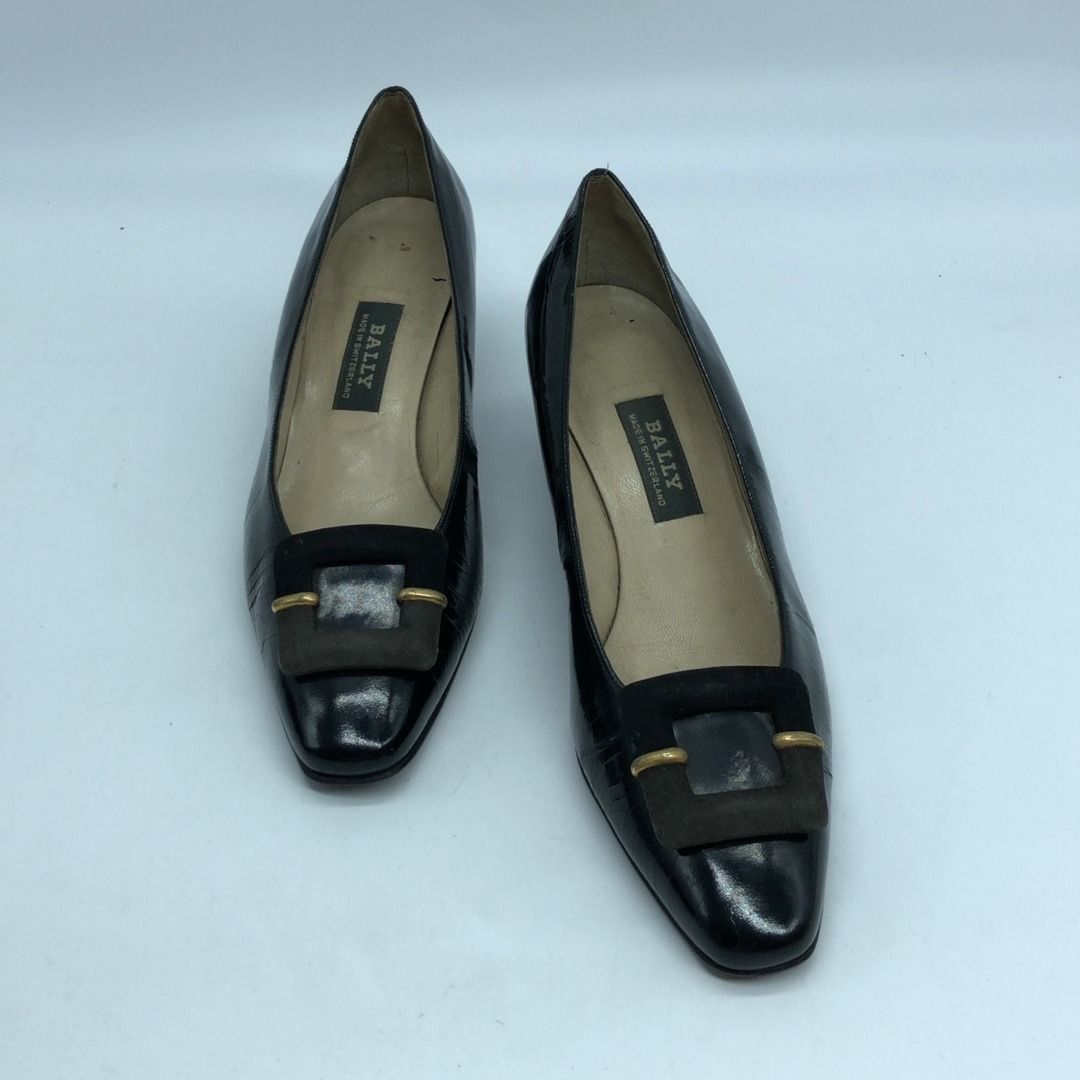 267010120 BALLY SHOES HEELS SCUFFED (Category: Sneakers & Footwear) located in Taguig. Submitted by ecoring.ph (Listing ID 1468956085, Image 1). Description: ◆CONDITION: BC ◆DESCRIPTIONS: (Other defects/info:) The bodies of the heels are scratched, scuffed, stained, dirty, crisp-patent, cracked, chipped, and stiffened, have press marks, and show signs of heavy use and prolonged storage. The designs on the vamps of the heels are scratched, scuffed