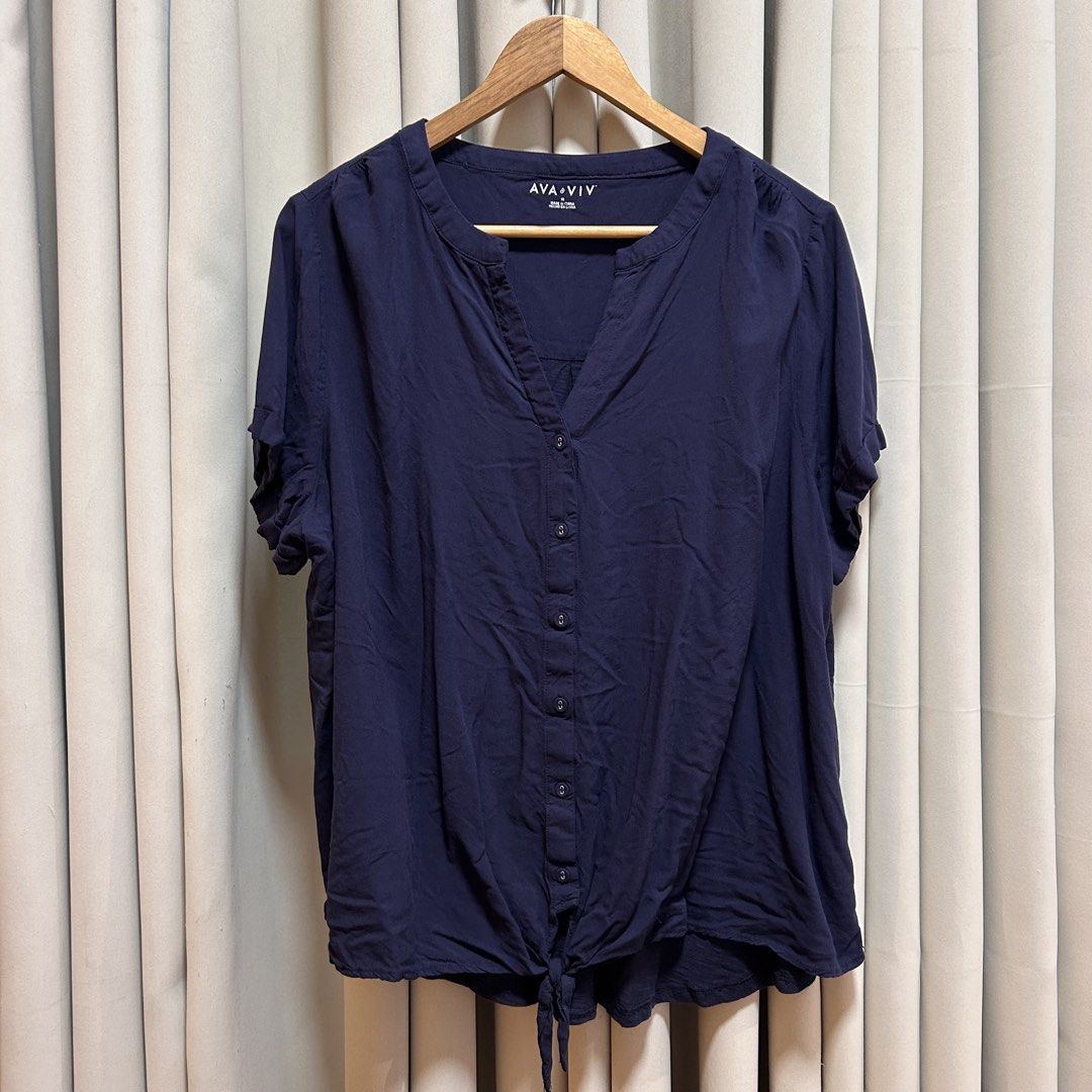 2XL AVA & VIV Navy Blue Top (Category: Blouses) located in Rizal. Submitted by from99abovecloset (Listing ID 1468978604, Image 1). Description: CODE:097 Size: 2XL Armhole (laid flat):10” Bust (around): 54” Length (laid flat): 30” Cotton rayon | loose | like new.