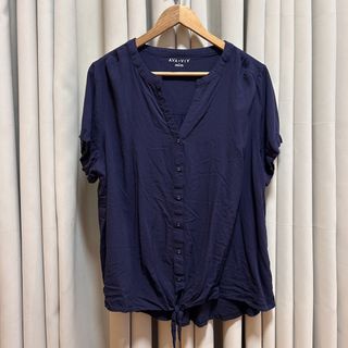 (Category: ) located in . Submitted by from99abovecloset (Listing ID 1468978604, Image 1). Description: .