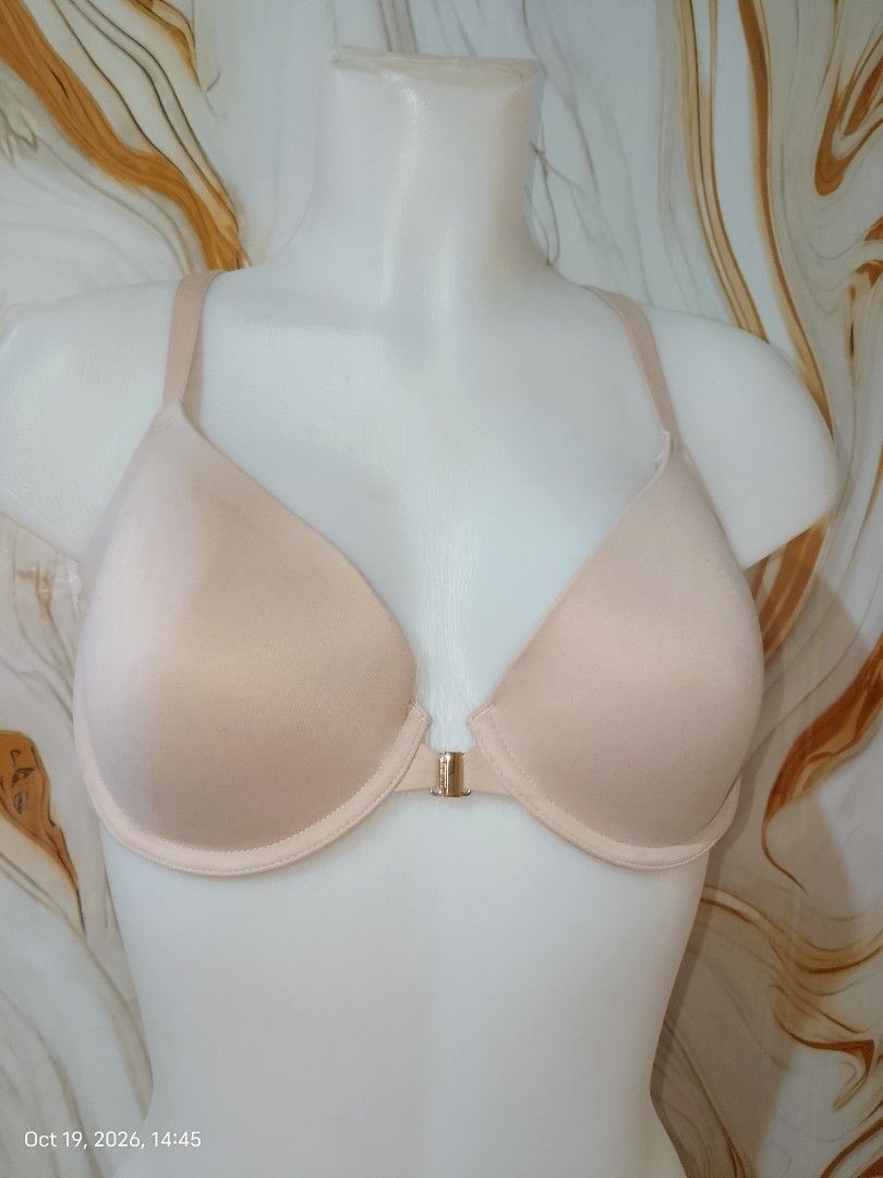 36c Auden bra beige front closure clasp thin pads with underwire (Category: Undergarments & Loungewear) located in Manila. Submitted by truecrystal-1407 (Listing ID 1468988453, Image 1). Description: .