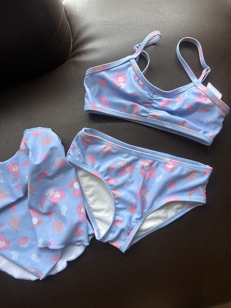 kids 3pcs swimsuit (Category: Babies & Kids Fashion) located in Manila. Submitted by bduchess (Listing ID 1468932223, Image 1). Description: washed kept unused 3pcs very cute.
