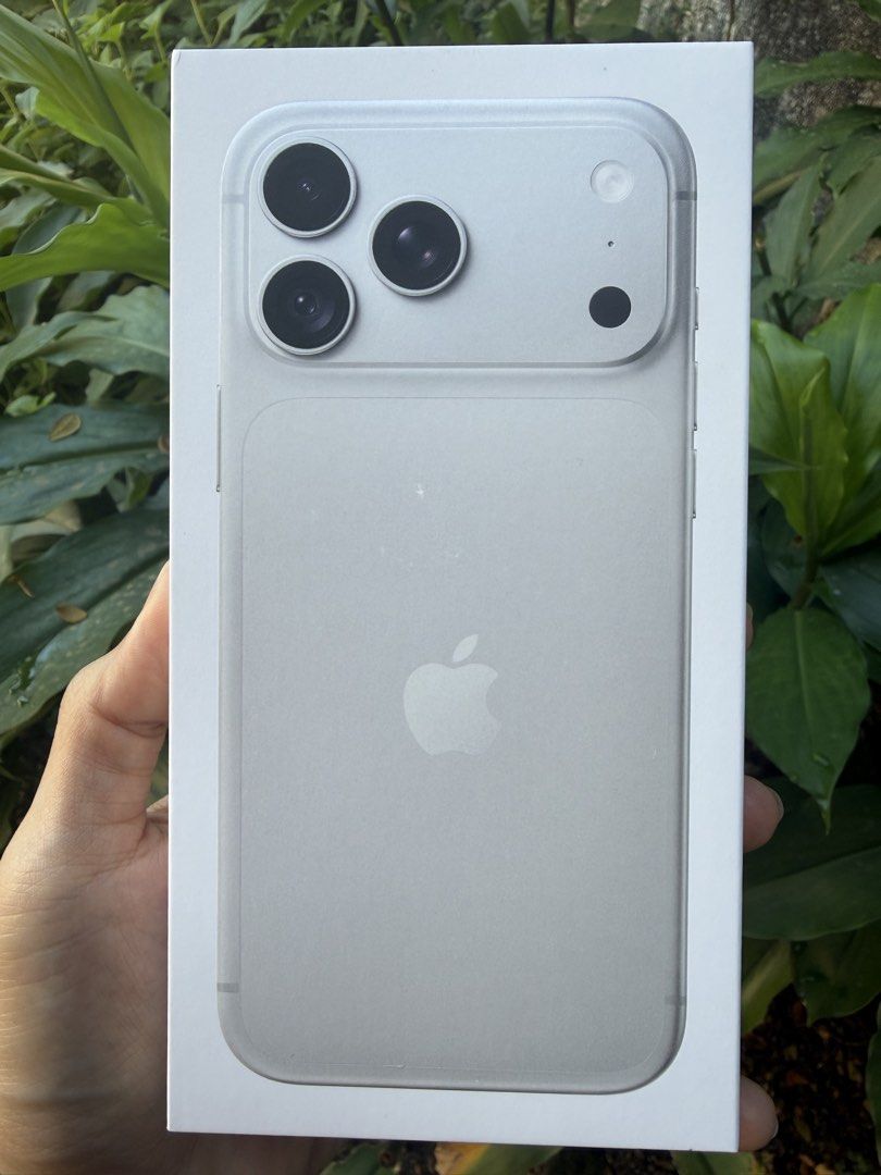 512gb iphone 18 pro max Silver from power mac iphone 18 promax (Category: iPhone 18 Series) located in Quezon City. Submitted by technokathgadgethub (Listing ID 1468939186, Image 1). Description: Brandnew sealed 18 promax 512gb Silver With receipt SM NORTH EDSA .